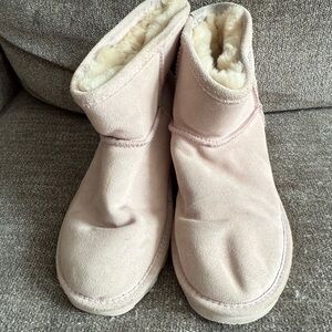 BearPaw Cream Plush Lined Boots
